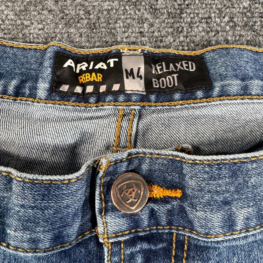 Ariat rebar m4
